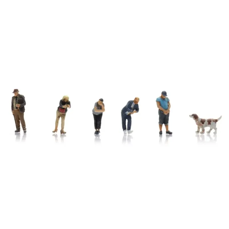 Jusqu'à Épuisement Des Stocks Figurines de Trinkhalle - 5 personnages et 1 chien - ARTITEC 5220008 - Z 1/220