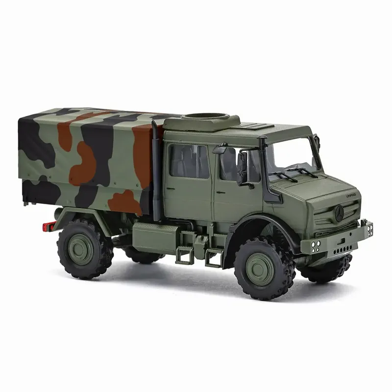 Commander Maintenant Mercedes-Benz Unimog U5023 double cabine, militaire - Busch 51087 - HO 1/87
