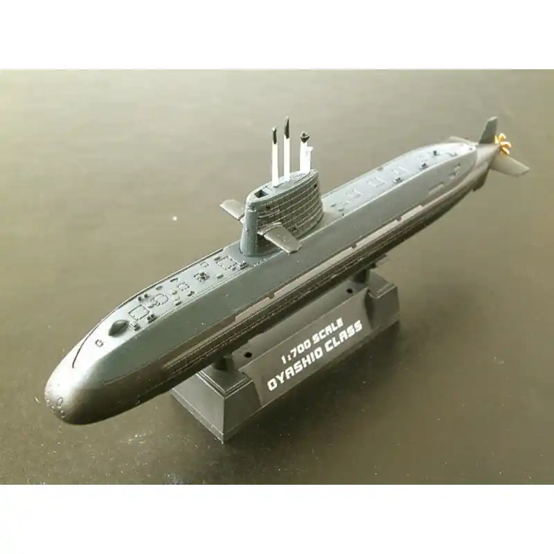 EASY MODEL 37301 MINIATURE SUBMARINE - JMSDF OYASHIO CLASS 1/700 Solde