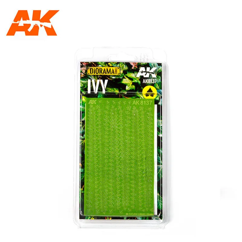 AK-Interactive 8137 IVY 1/32 AND 1/35 Must-Have