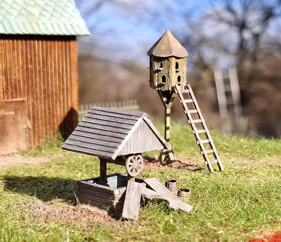 Prix Promo Model scene 98535 Rustic Well and Dovecote Set
