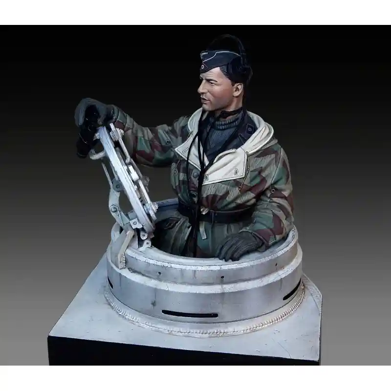 Nouveauté Royal Model di R. Reale 961 German Tanker In Winter Dress With Tiger I Early Cupola