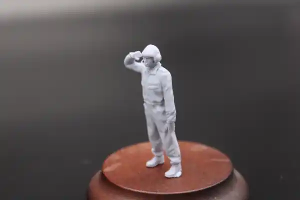Peddinghaus-Decals 35BW004 Bundeswehr Tank Crewmember standing in the turret saluting with decalsheet Paiement Sécurisé