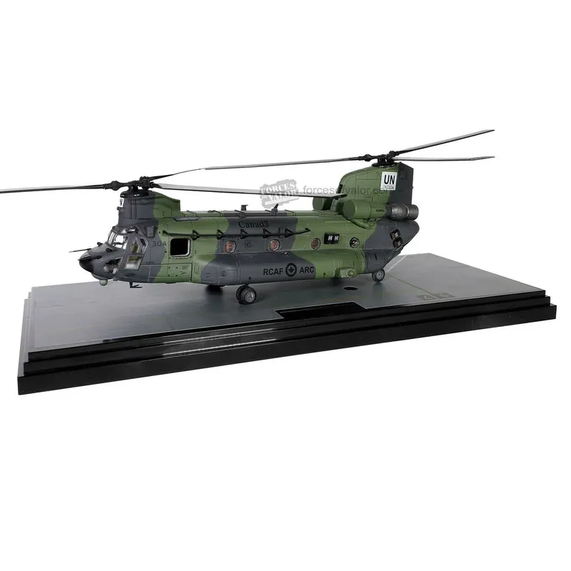 Forces of Valor 821005C-2 Boeing Chinook CH-147F helicopter Canada Offre Exclusive