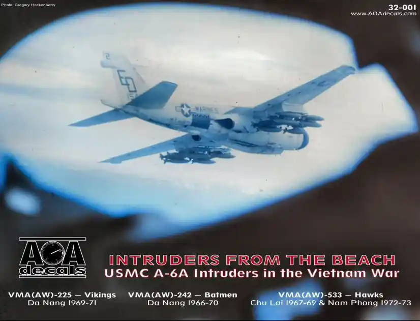 Authentique AOA decals 32-001 Intruders from the Beach - USMC A-6A Intruders in the Vietnam War